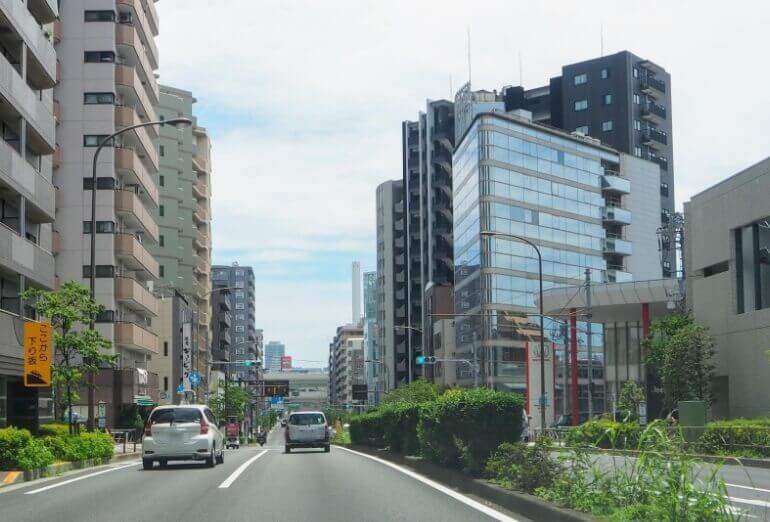 道路と建物