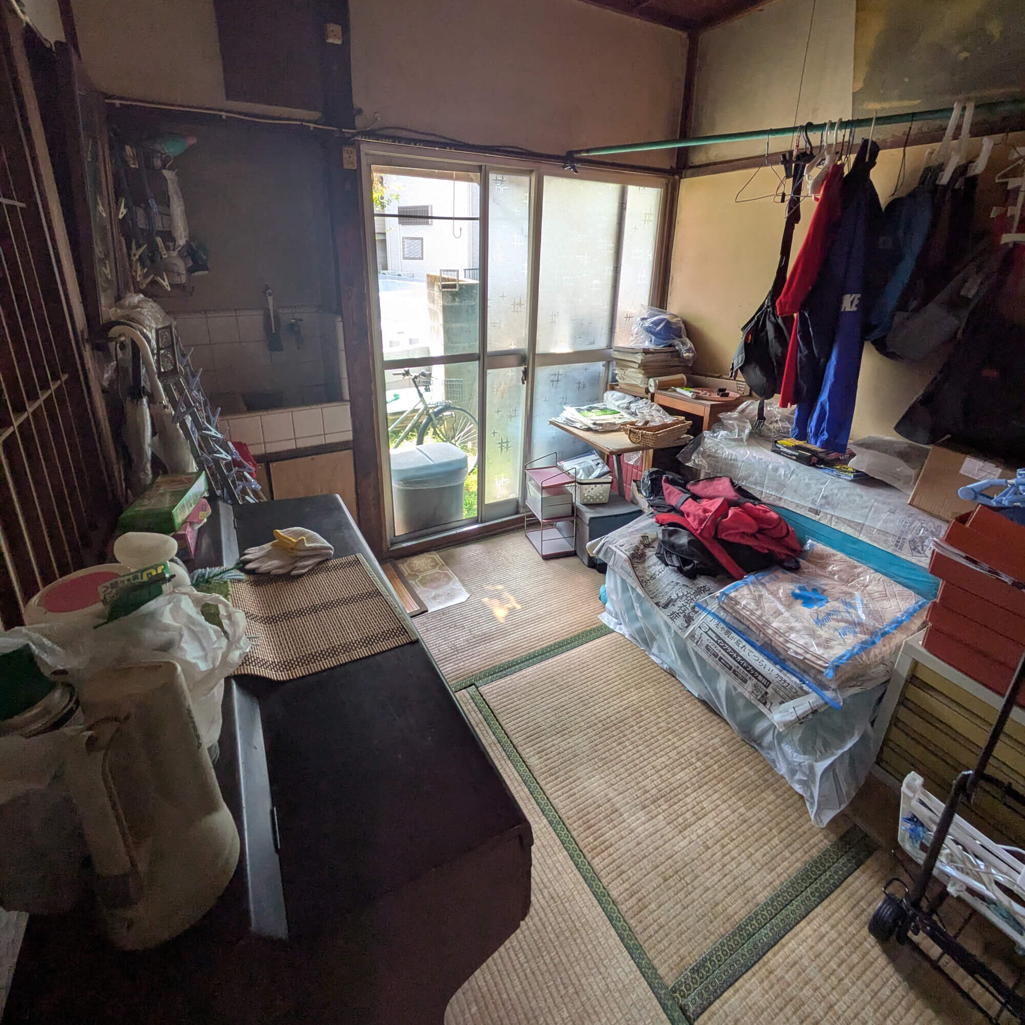 板橋区加賀の再建築不可買取実績｜築古住宅・生活感のある和室内観