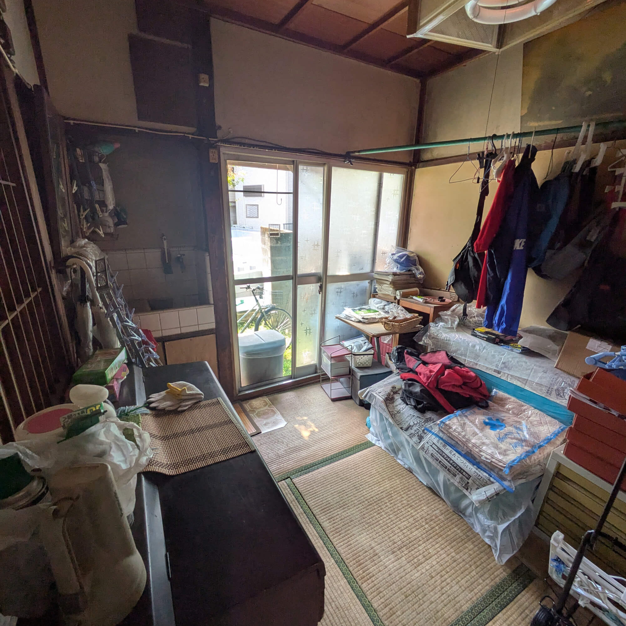 板橋区加賀の再建築不可買取実績|築古住宅・生活感のある和室内観